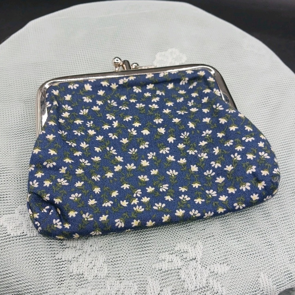 Vintage Kiss lock Change Purse Pouch Blue Pink White Floral Cottage Granny Core